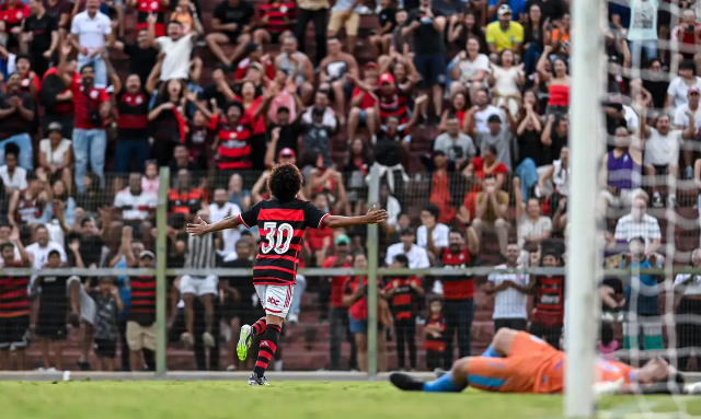 Flamengo estreia com goleada na Copinha e lidera o Grupo 23