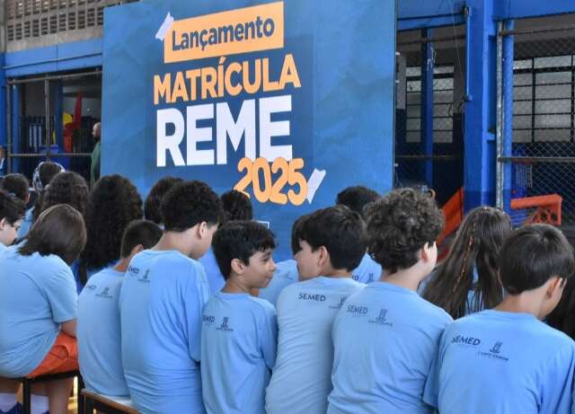 Matr&iacute;cula para novos alunos da rede municipal come&ccedil;a nesta quarta-feira