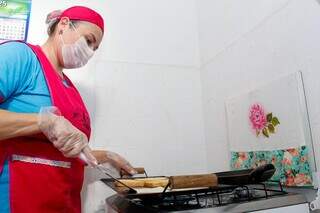 Fofoca de trabalho fez casal abrir cafeteria com chipa e caf&eacute; a R$ 5