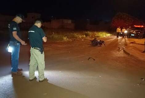 Motociclista morre ao ser atingido por carro que avan&ccedil;ou placa Pare