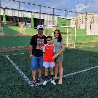 Amigos e jogadores, meninos sonham em chegar &agrave; Sele&ccedil;&atilde;o Brasileira