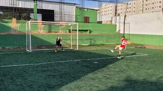 Amigos e jogadores, meninos sonham em chegar &agrave; Sele&ccedil;&atilde;o Brasileira