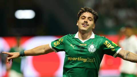 Palmeiras vence a Portuguesa por 2 a 0 na estreia do Paulist&atilde;o 2025