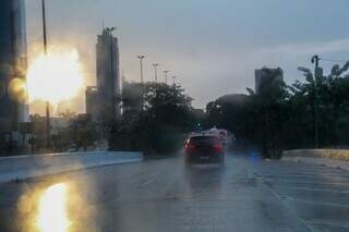 Campo Grande volta a registrar chuva em meio a alerta de instabilidade