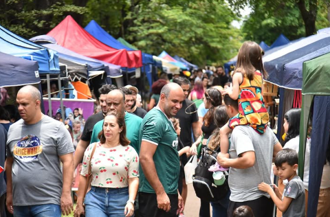 Domingo &eacute; dia de curtir Bosque da Paz e museu do videogame