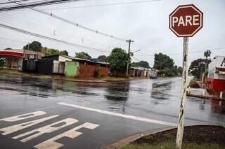 Motoristas ignoram nova sinaliza&ccedil;&atilde;o e s&atilde;o flagrados na contram&atilde;o