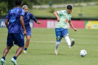 Com zagueiro de MS, Sele&ccedil;&atilde;o Brasileira de futebol sub-20 goleia time do RJ