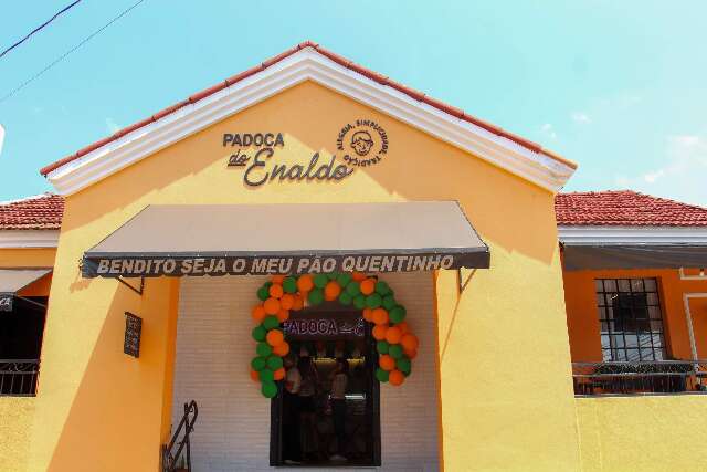 Caf&eacute; da manh&atilde; de Domingo que vale a pena levantar cedo &eacute; na Padoca do Enaldo