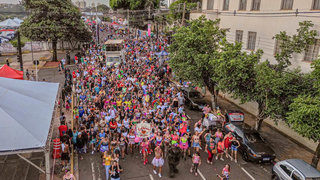 Fim de semana tem pr&eacute;-Carnaval da prefeitura e baile funk