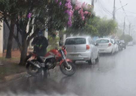    De novo: Inmet coloca MS sob alerta de tempestade com ventos fortes