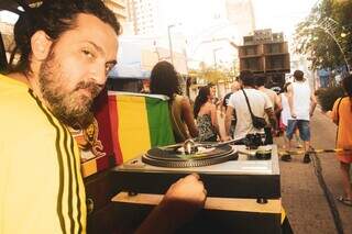 Hoje tem esquenta de Carnaval do Farofolia e Rockers Sound System 