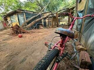 Favela tem energia cortada e comunidade se revolta sem previs&atilde;o da luz voltar