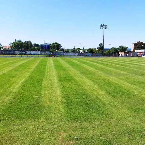 Est&aacute;dio de Coxim recebe laudos e est&aacute; apto a sediar jogos do Estadual