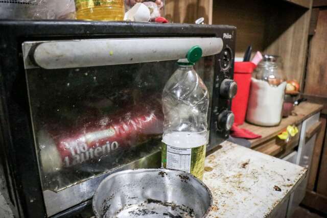 Com pre&ccedil;o alto, comida leva todo dinheiro de fam&iacute;lias e carne entra &ldquo;quando d&aacute;&rdquo;