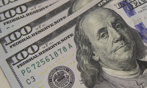 D&oacute;lar fecha a semana com 10&ordm; queda consecutiva, cotado a R$ 5,83