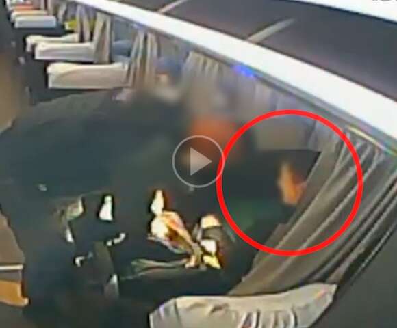 Passageiro se mata dentro de &ocirc;nibus durante revista policial 