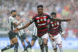 Flamengo &eacute; tricampe&atilde;o da Supercopa em Bel&eacute;m e campo-grandenses comemoram 