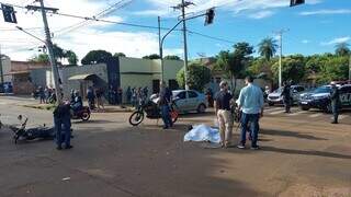 Militar do Ex&eacute;rcito morre em avenida ao furar sinal vermelho e atingir carro 