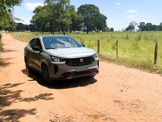 Testamos o Abarth Fastback, um SUV com pegada esportiva