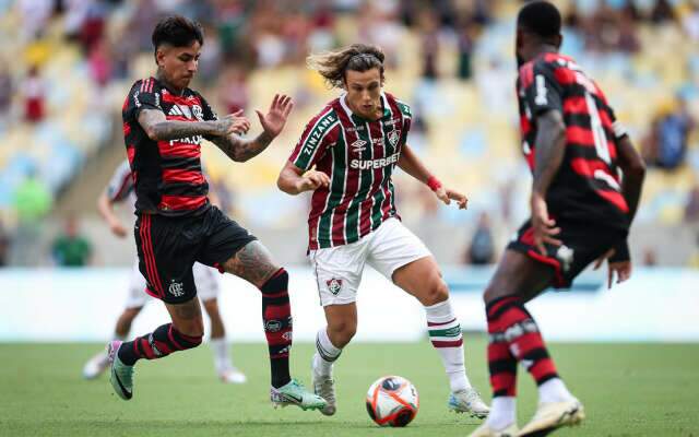 Flamengo e Fluminense empatam sem gols em cl&aacute;ssico pelo Carioca