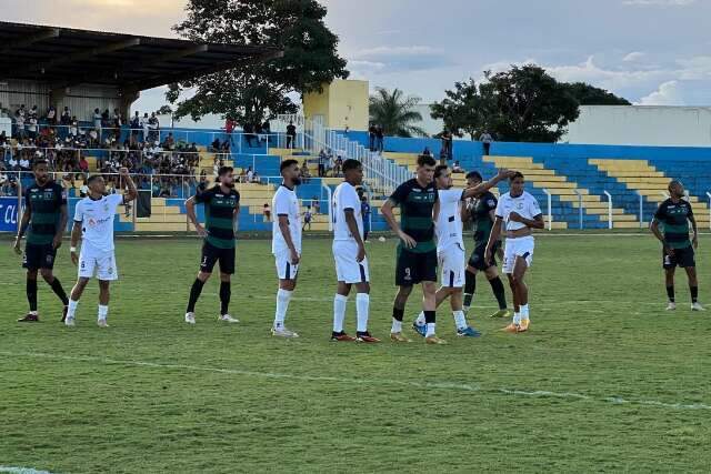 Costa Rica e Pantanal ficam no empate em jogo no Est&aacute;dio Laert&atilde;o 