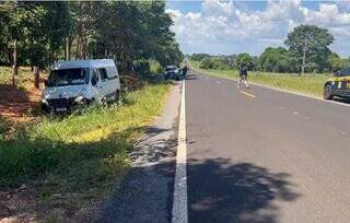 Motorista de van &eacute; executado a tiros de espingarda na BR-060