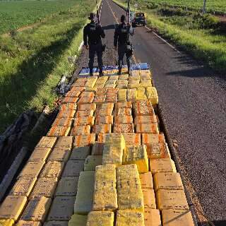 Pol&iacute;cia apreende 6,7 toneladas de maconha estimadas em R$ 12 milh&otilde;es