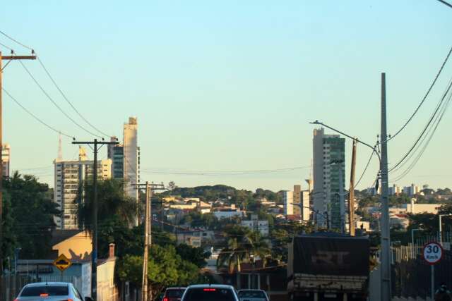 In&iacute;cio de semana tem c&eacute;u claro e m&aacute;xima de 32&ordm;C em Campo Grande