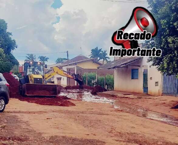 Prefeitura afirma que est&aacute; fazendo obra em rua intransit&aacute;vel pr&oacute;ximo a escola 