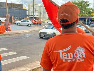  2&ordm; Feir&atilde;o Tenda Solar come&ccedil;ou com show de ofertas para os clientes 