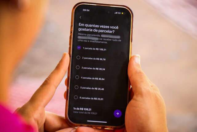 Apesar da facilidade, Pix &ldquo;parcelado&rdquo; pode ser outro vil&atilde;o do endividamento 