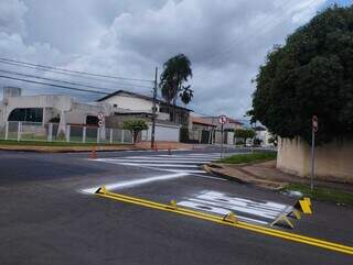 Agetran retira rotat&oacute;ria e altera preferencial em rua do Jardim S&atilde;o Bento