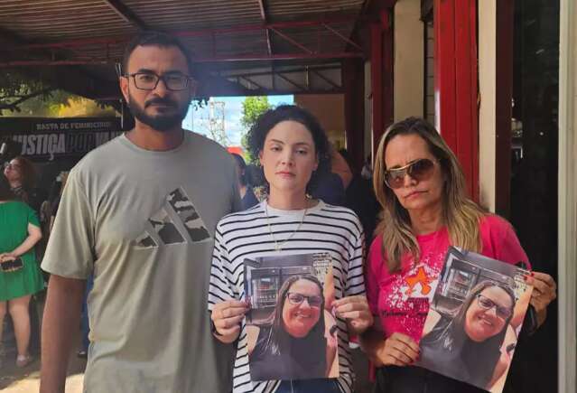 Protesto pela morte de Vanessa re&uacute;ne fam&iacute;lias de outras v&iacute;timas de feminic&iacute;dio