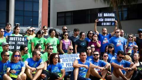 Em protesto, amigos relembram prepara&ccedil;&atilde;o de Danielle para 1&ordf; maratona