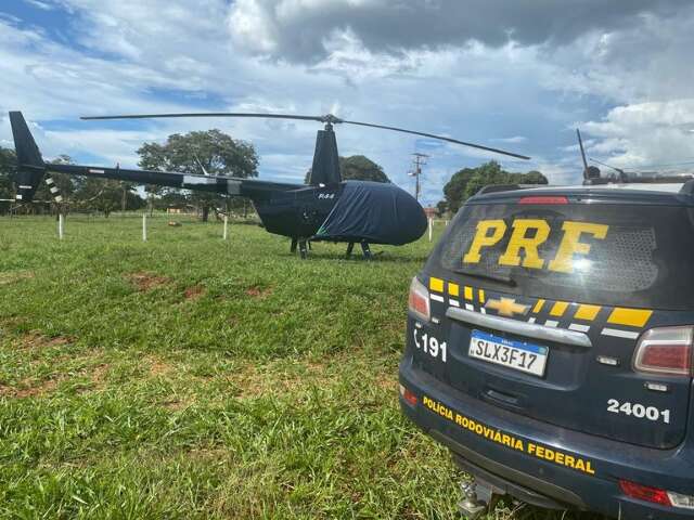 Helic&oacute;ptero irregular pousado em fazenda &eacute; apreendido em Parana&iacute;ba