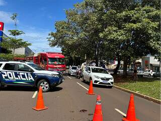 Idosa morre no hospital ap&oacute;s ser atropelada por caminhonete em cal&ccedil;ada da MT