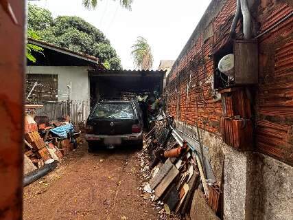 &quot;Esses vizinhos reclamam de qualquer coisa&quot;: diz homem acusado de ser acumulador