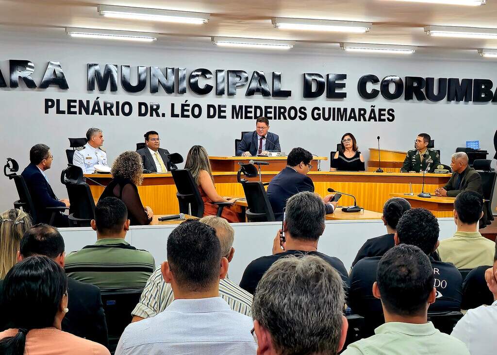 Instalada H Anos C Mara Municipal De Corumb Abre A