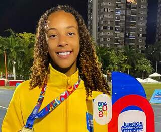 Aos 15 anos, Maria &eacute; convocada para o Mundial de Atletismo na S&eacute;rvia