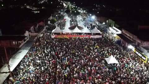 Lad&aacute;rio surpreende com recorde de p&uacute;blico no carnaval antecipado