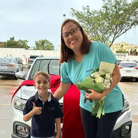 Aos 5 anos, Gabriel conseguiu vender um carro para a sua professora