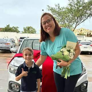 Aos 5 anos, Gabriel conseguiu vender um carro para a sua professora.