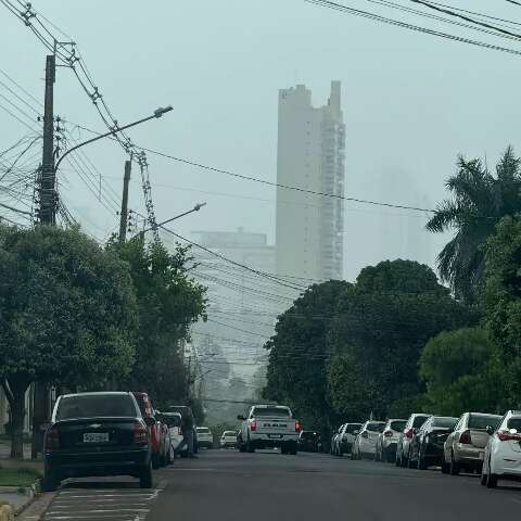 Neblina e chuva faz sensa&ccedil;&atilde;o t&eacute;rmica cair 5,6&deg;C em Campo Grande