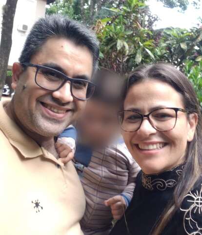Beb&ecirc; precisar&aacute; de cuidados permanentes ap&oacute;s retirada de fio met&aacute;lico do peito