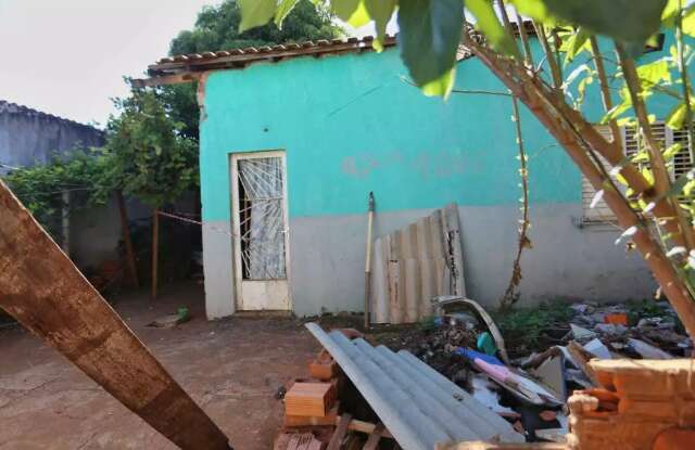&ldquo;Um verme, um monstro&rdquo;, desabafa m&atilde;e de mulher morta e queimada 