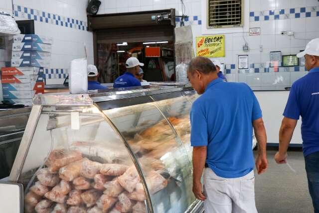 Peixarias se preparam para aumento nas vendas durante a quaresma 