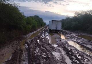 Antigo lama&ccedil;al, Picada 500 come&ccedil;a a ganhar &ldquo;cara de estrada&rdquo; com pavimenta&ccedil;&atilde;o