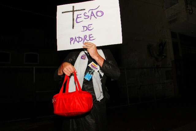 "Tesão de Padre": drink polêmico rendeu até xingamentos no Carnaval