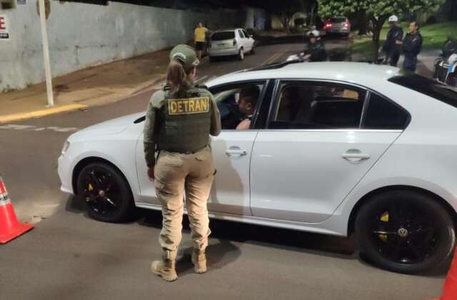 N&uacute;mero de motoristas b&ecirc;bados cai no Carnaval, mas sobe infra&ccedil;&atilde;o por falta de CNH