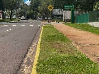 Proibi&ccedil;&atilde;o de estacionar perto de hospital faz condutor se arriscar a levar multa